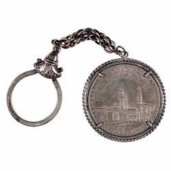 Medal with key-ring marking the one-thousandth anniversary of Al-Azhar mosque