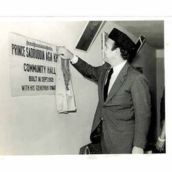 Prince Sadruddin Aga Khan unveiling the foundation stone of Prince Sadruddin Aga Khan Community Hall